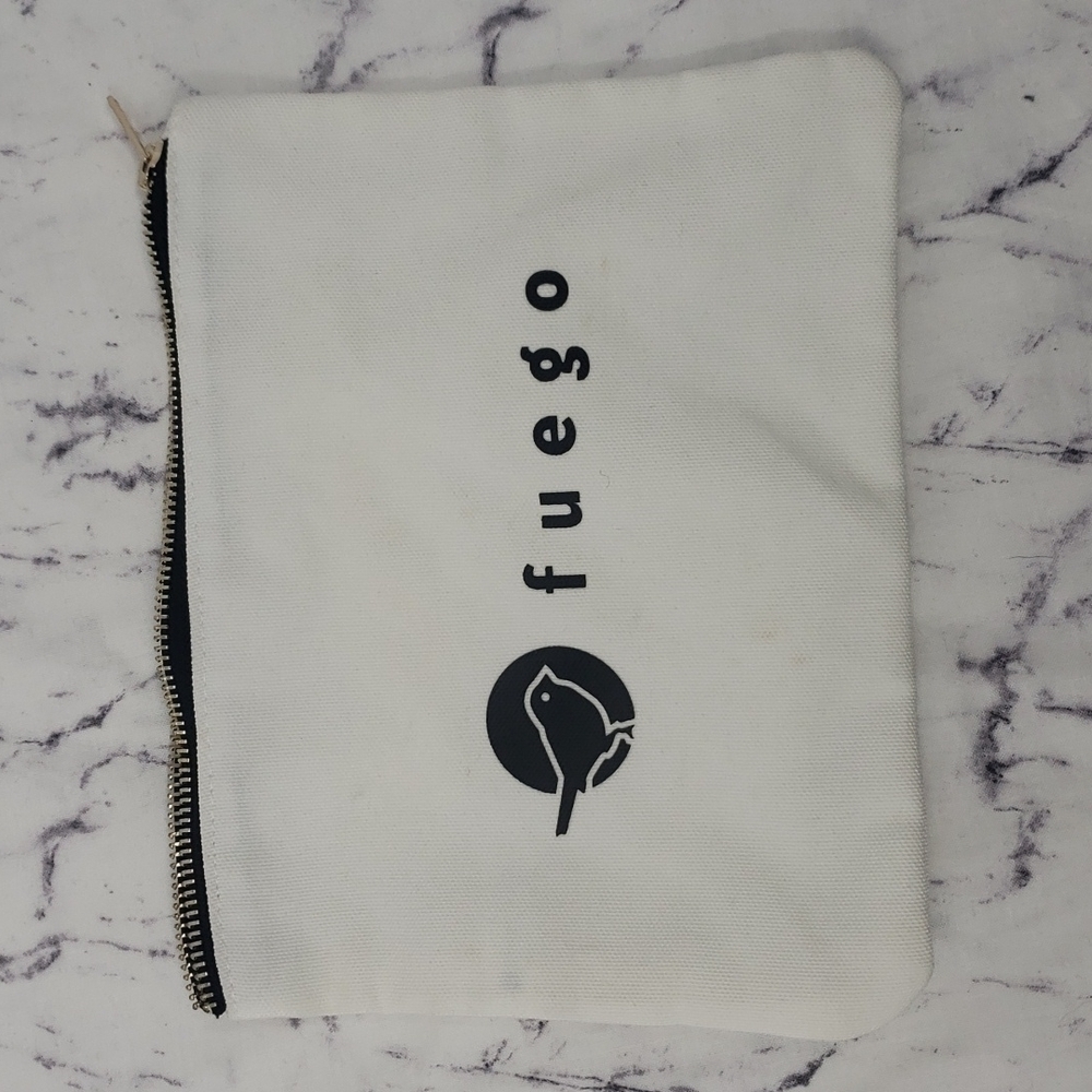 Travel Pouch Fuego